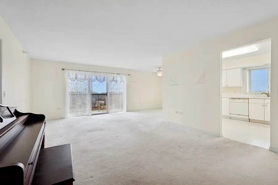 7450 Lincoln Avenue #609, Skokie, IL 60077 - Image #3