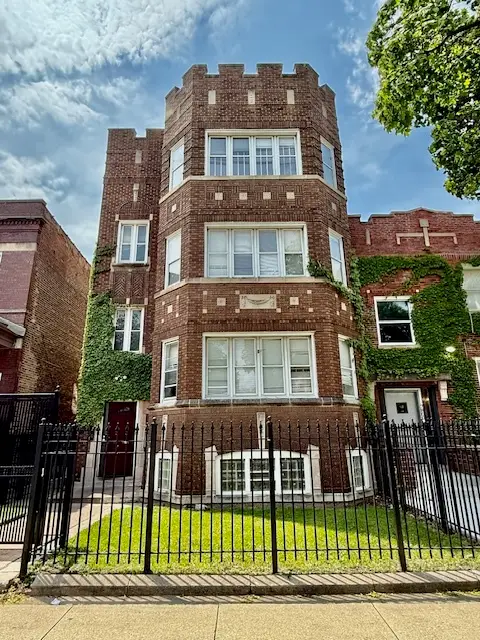 7804 S Burnham Avenue, Chicago, IL 60649 - Image #1