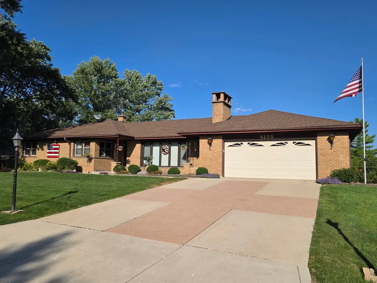 9255 S 86th Avenue, Hickory Hills, IL 60457 - Image #1