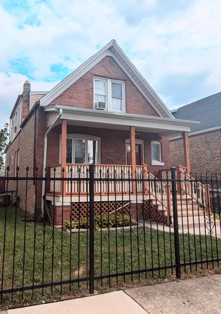 1041 N Spaulding Avenue, Chicago, IL 60651 - Image #2