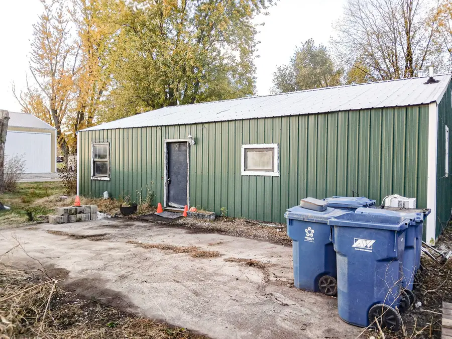 2112 E 2400 Road, Watseka, IL 60970 - Image #2