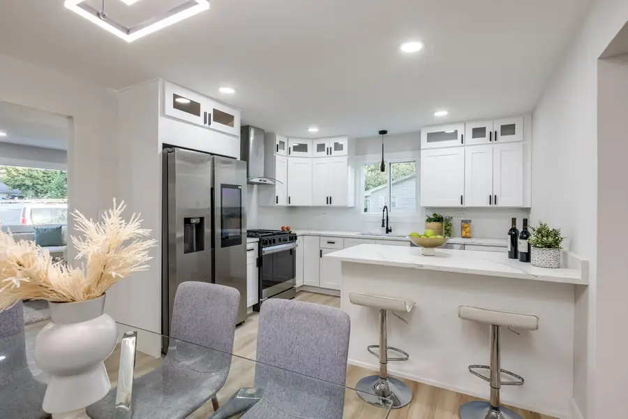 2421 Lockner Boulevard, Joliet, IL 60431 - Image #2