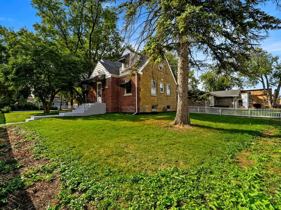 630 E End Avenue, Hillside, IL 60162 - Image #2