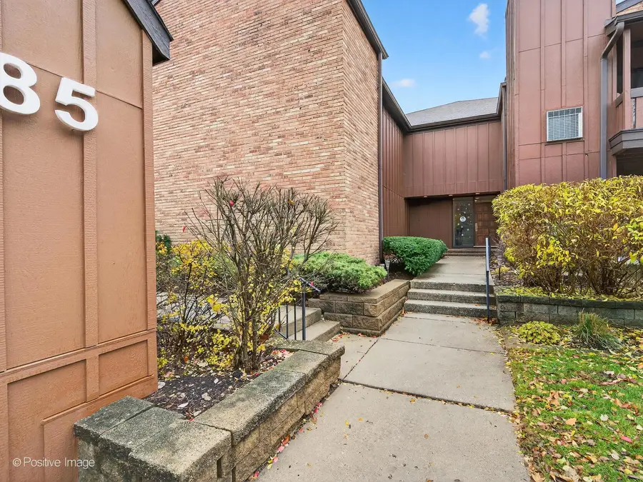 Address Withheld By Seller, Oakbrook Terrace, IL 60181 - Image #2