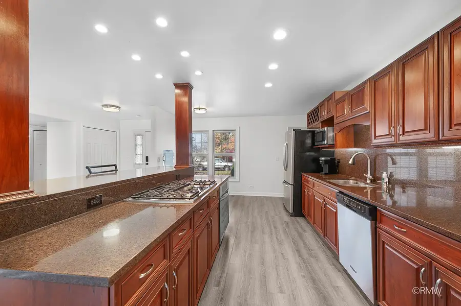 23 Hesterman Drive, Glendale Heights, IL 60139 - Image #3