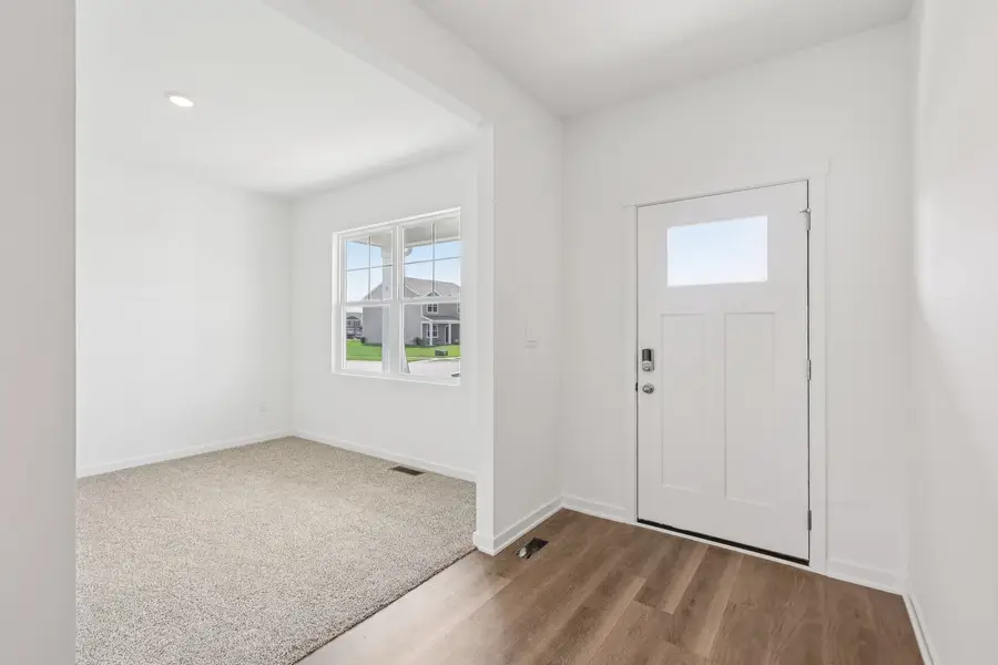 480 Vista Drive, Hampshire, IL 60140 - Image #2