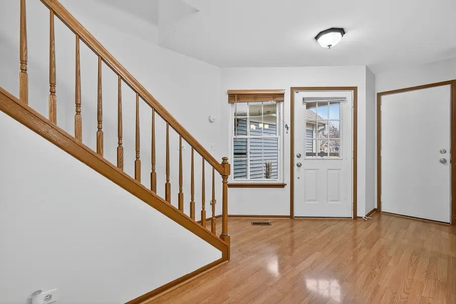 1176 Talbots Lane, Elk Grove Village, IL 60007 - Image #2