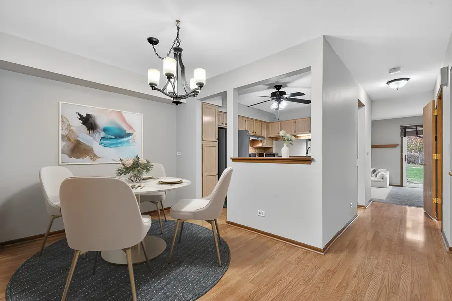 1176 Talbots Lane, Elk Grove Village, IL 60007 - Image #3