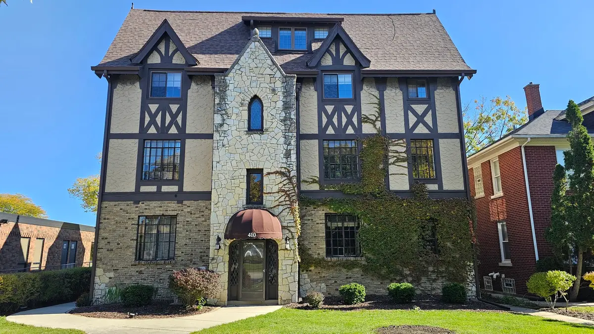 410 N Raynor Avenue #1W, Joliet, IL 60435 - Image #1