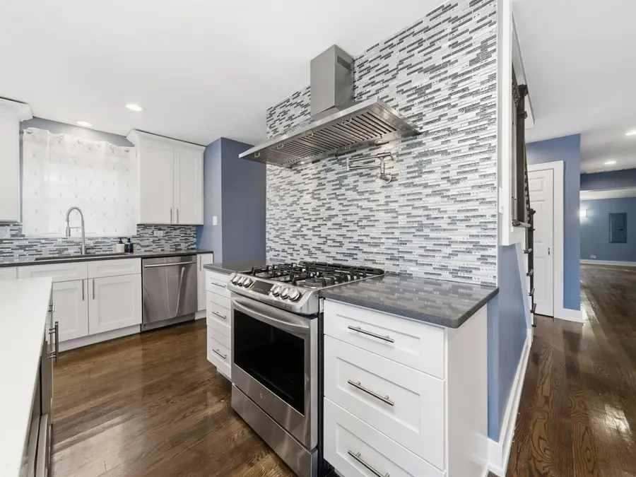 10618 Mason Avenue, Chicago Ridge, IL 60415 - Image #3