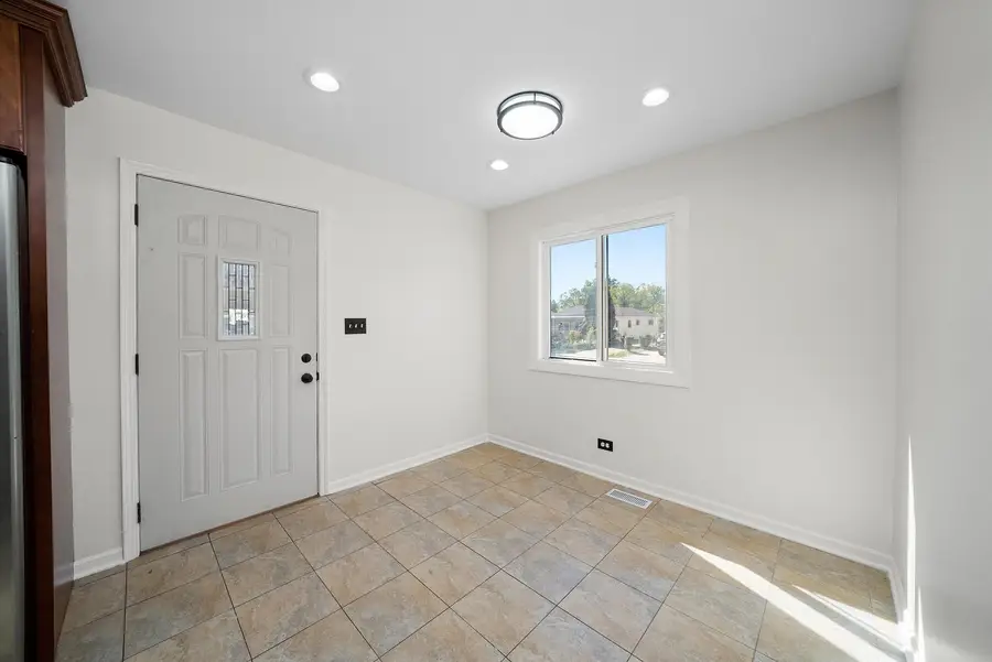 1515 Highland Avenue, Glendale Heights, IL 60139 - Image #3