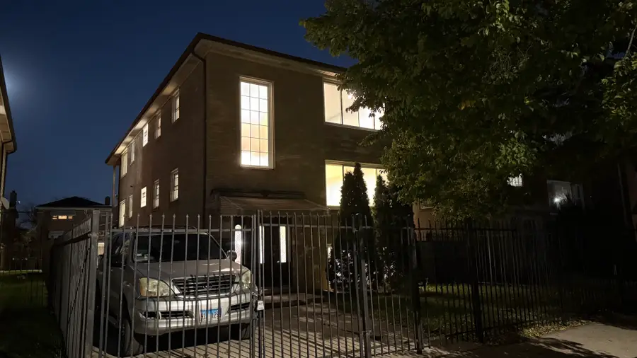 1345 N Latrobe Avenue, Chicago, IL 60651 - Image #3