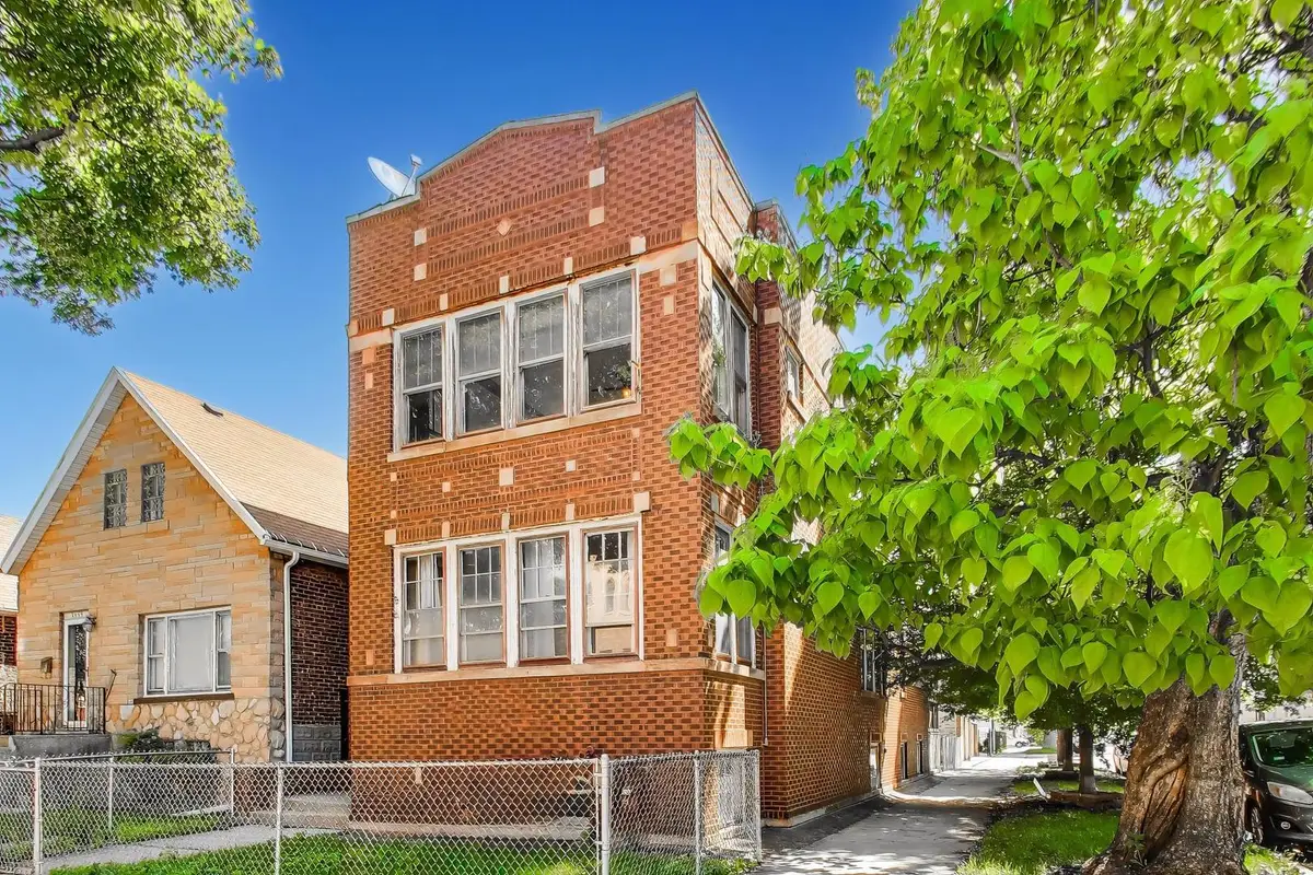 3559 S Seeley Avenue, Chicago, IL 60609 - #1