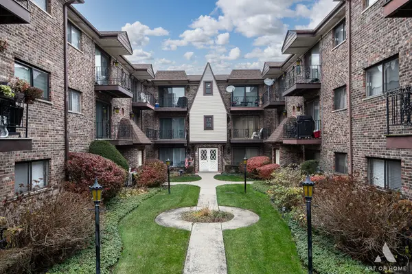 6453 N Northwest Highway #2C, Chicago, IL 60631