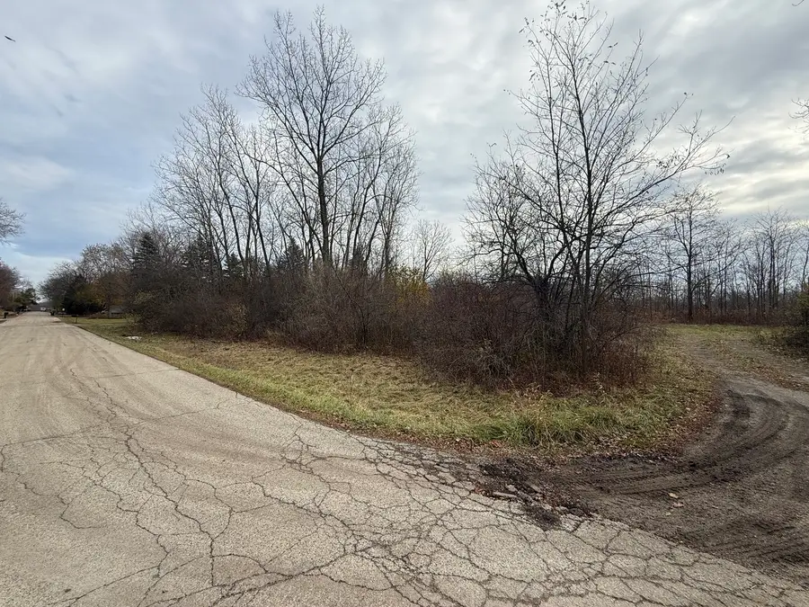 3015 13th Street, Winthrop Harbor, IL 60096 - Image #2