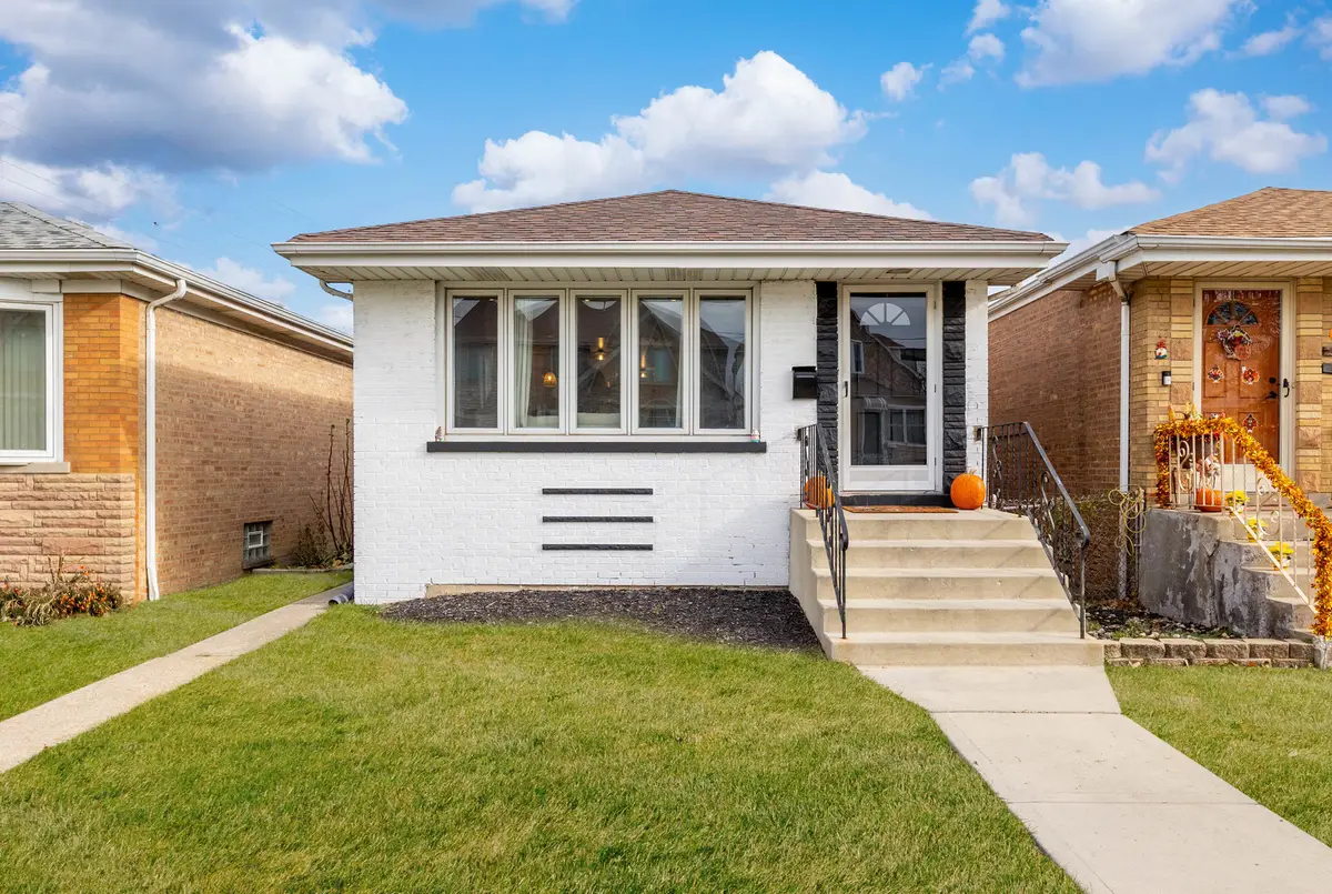 5105 S Mobile Avenue, Chicago, IL 60638 - Image #1
