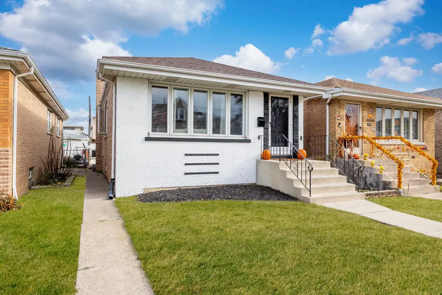 5105 S Mobile Avenue, Chicago, IL 60638 - Image #2