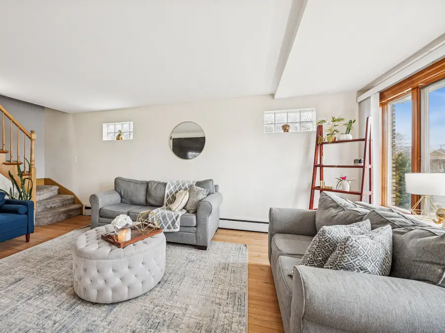 3905 W 68th Place, Chicago, IL 60629 - Image #3