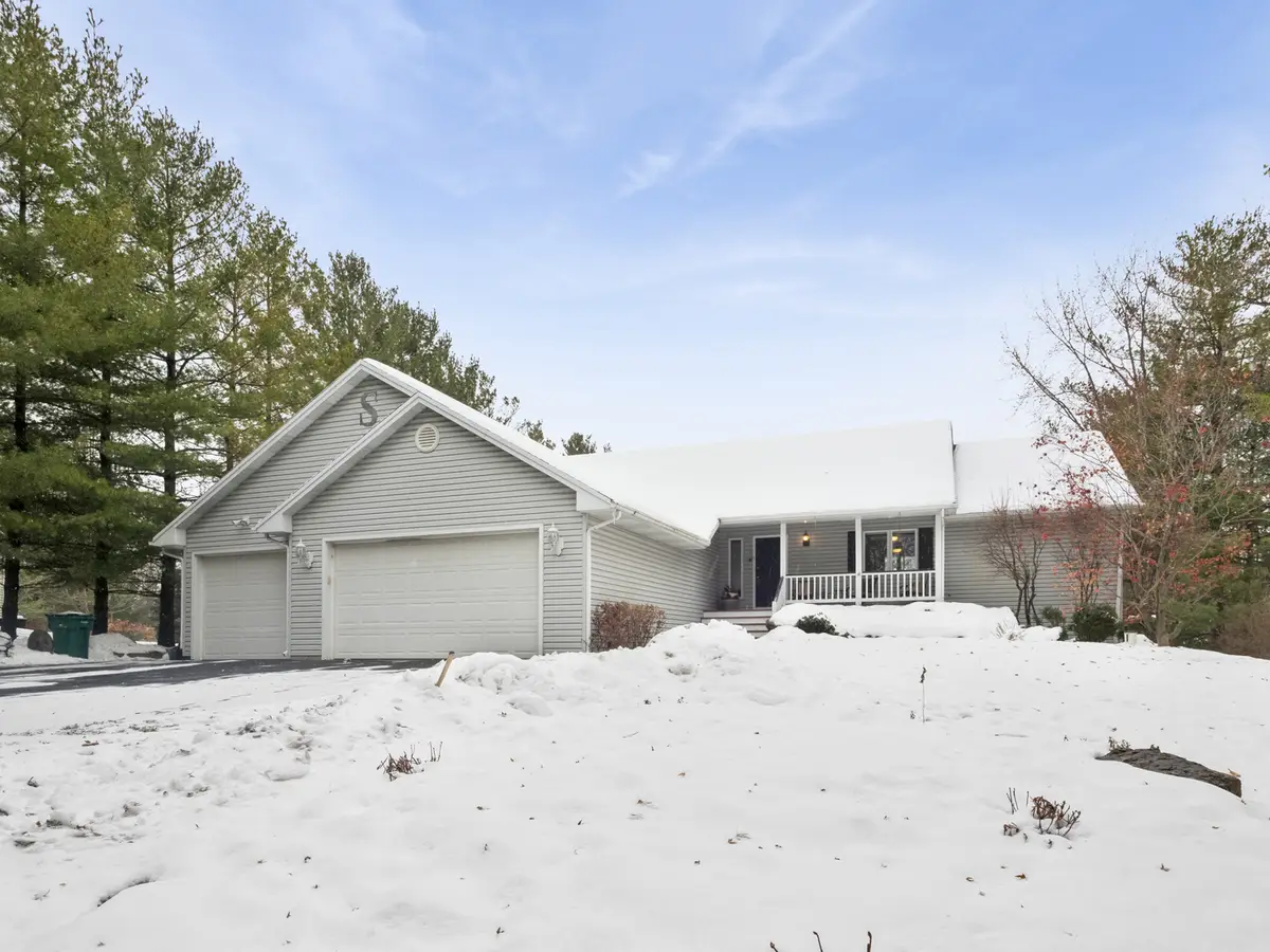 24266 N Forest Drive, Lake Zurich, IL 60047 - Image #1
