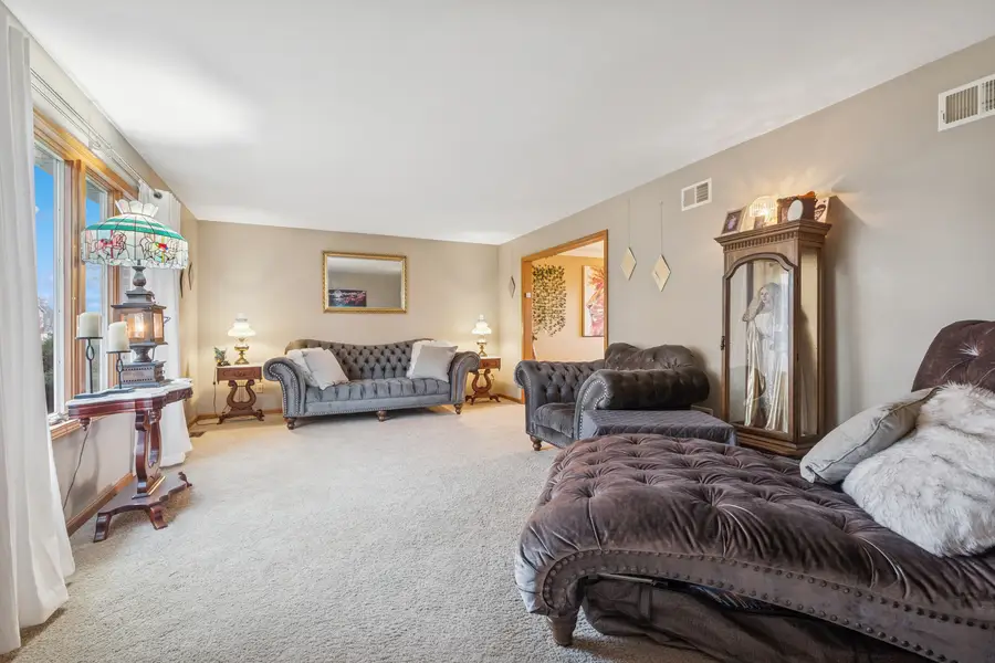 21851 Helen Drive, Plainfield, IL 60544 - Image #2