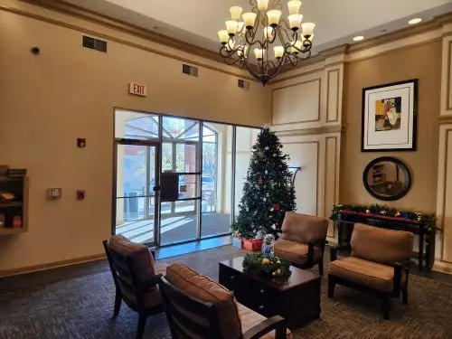 8440 Callie Avenue #410, Morton Grove, IL 60053 - Image #2