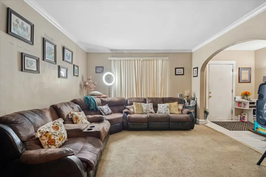 611 N Leamington Avenue, Chicago, IL 60644 - Image #2