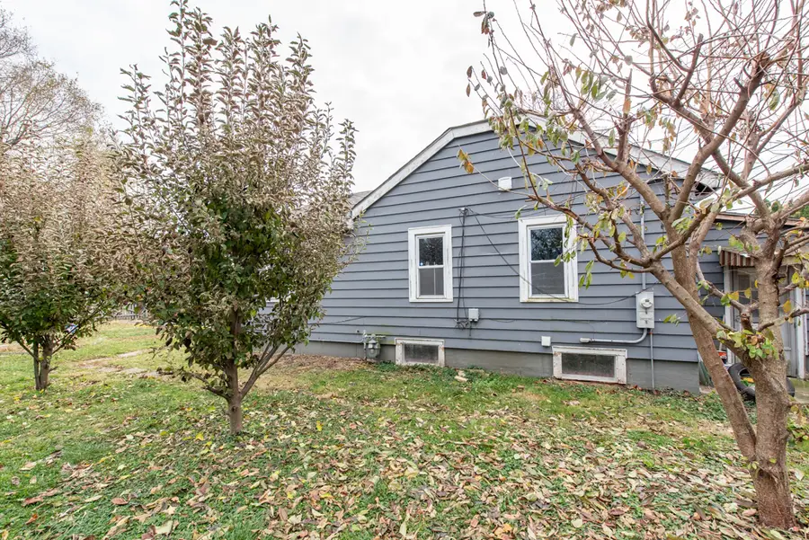 132 Dorchester Court, Waukegan, IL 60085 - Image #3