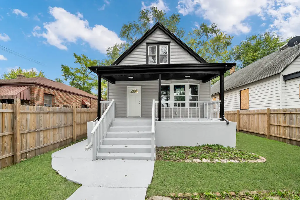 11921 S Wentworth Avenue, Chicago, IL 60628 - Image #1