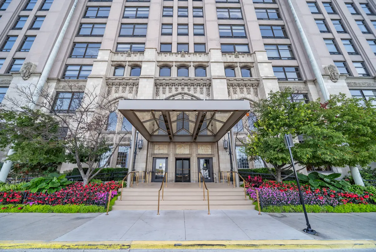 680 N Lake Shore Drive #604, Chicago, IL 60611 - Image #1