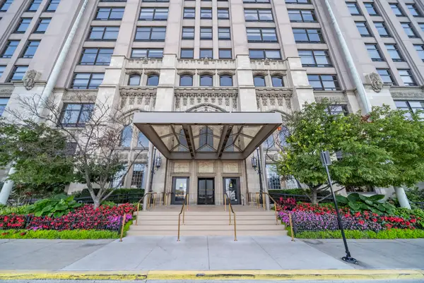 680 N Lake Shore Drive #604, Chicago, IL 60611