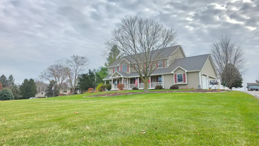 41W039 Mulhern Drive, Elburn, IL 60119 - Image #2