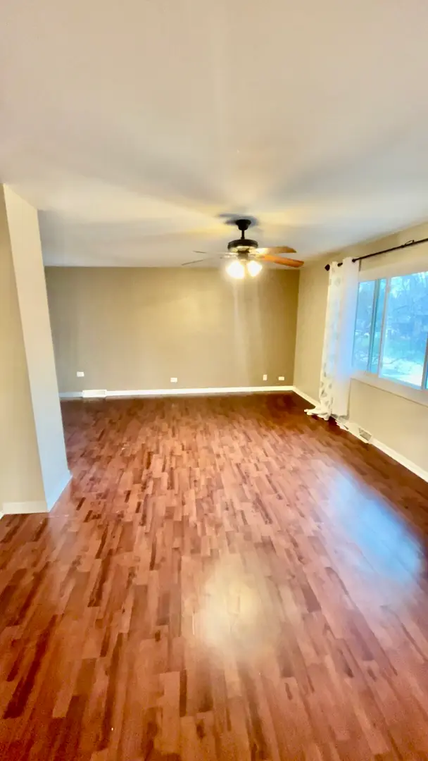 3513 Greenleaf Avenue, Island Lake, IL 60042 - Image #3