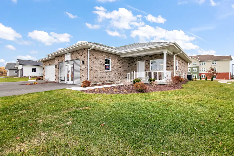 817 Heritage Woods Drive, Minooka, IL 60447 - Image #2