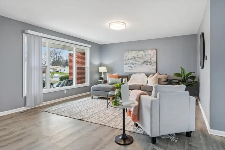 60 Fernwood Road, Montgomery, IL 60538 - Image #3