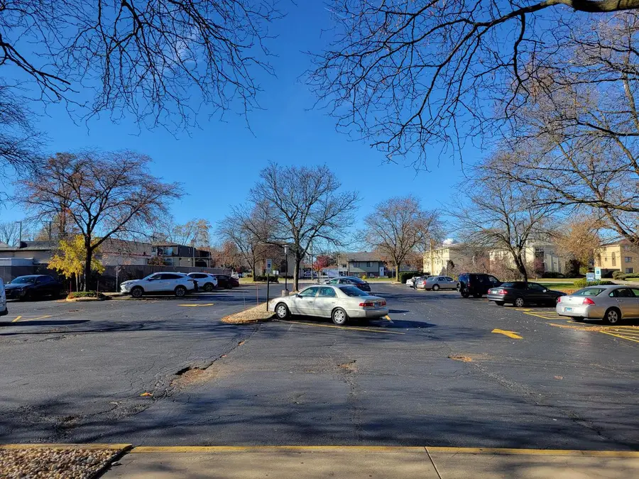 1043 S York Road #605, Bensenville, IL 60106 - Image #3