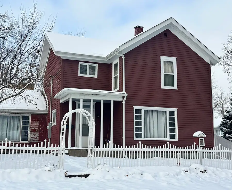 910 N Madison Street, Bloomington, IL 61701 - Image #2