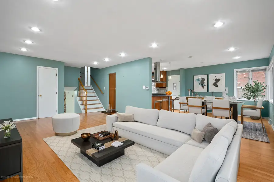 8311 N Olcott Avenue, Niles, IL 60714 - Image #3