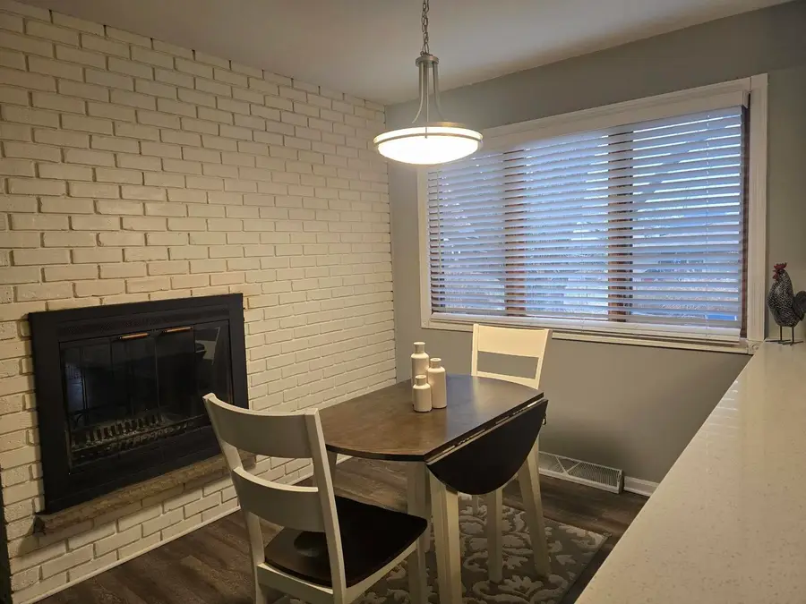 1208 Roxbury Circle, Rockford, IL 61107 - Image #3