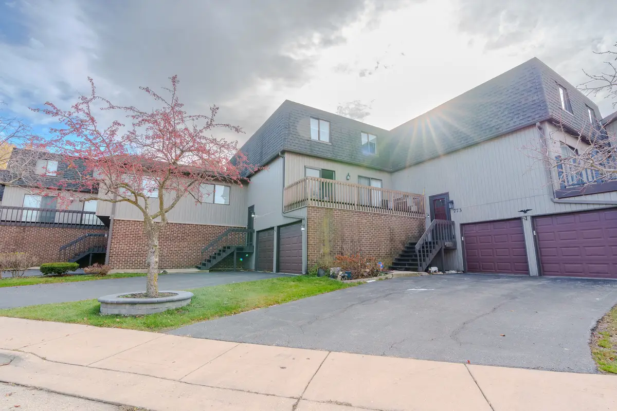 777 Golfview Drive, Roselle, IL 60172 - Image #1