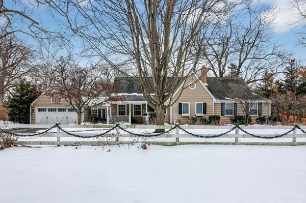 1533 Grant Street, Downers Grove, IL 60515