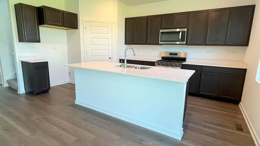 26100 S Castle Boulevard, Manhattan, IL 60442 - Image #3