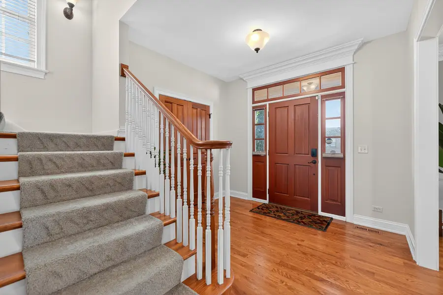 122 N 11th Avenue, Saint Charles, IL 60174 - #3