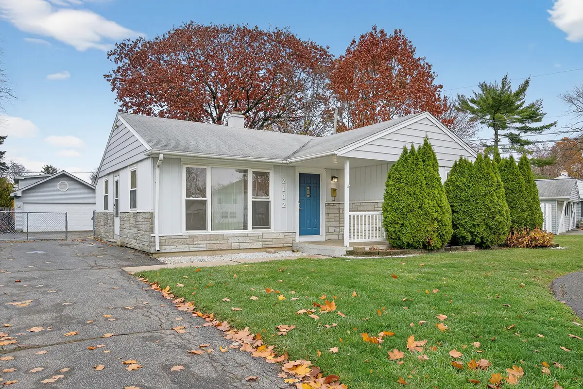2102 Eastman Street, Rolling Meadows, IL 60008 - Image #1