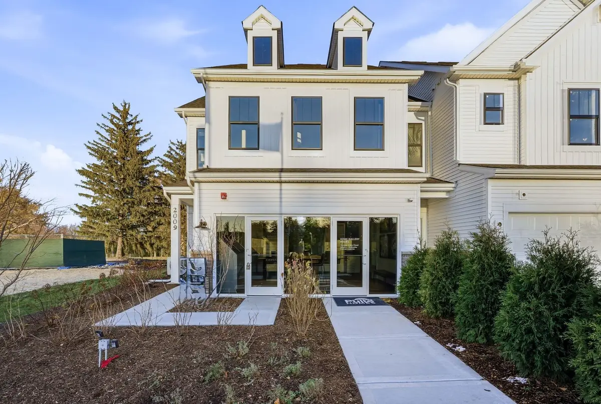 1981 Leiter Way #12005, Hoffman Estates, IL 60169 - Image #1