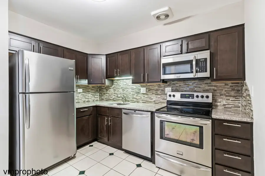 2323 S Goebbert Road #f109, Arlington Heights, IL 60005 - Image #2