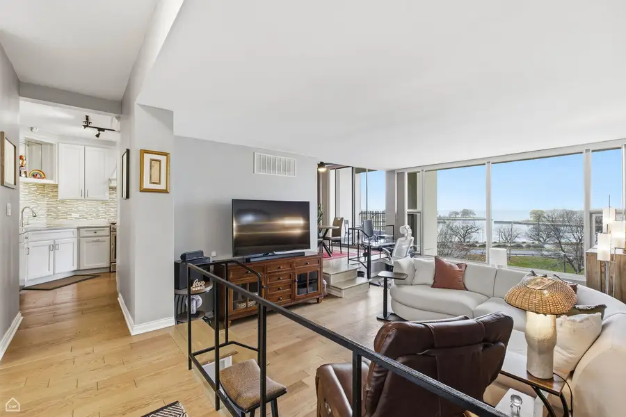 3200 N Lake Shore Drive #604, Chicago, IL 60657 - Image #2