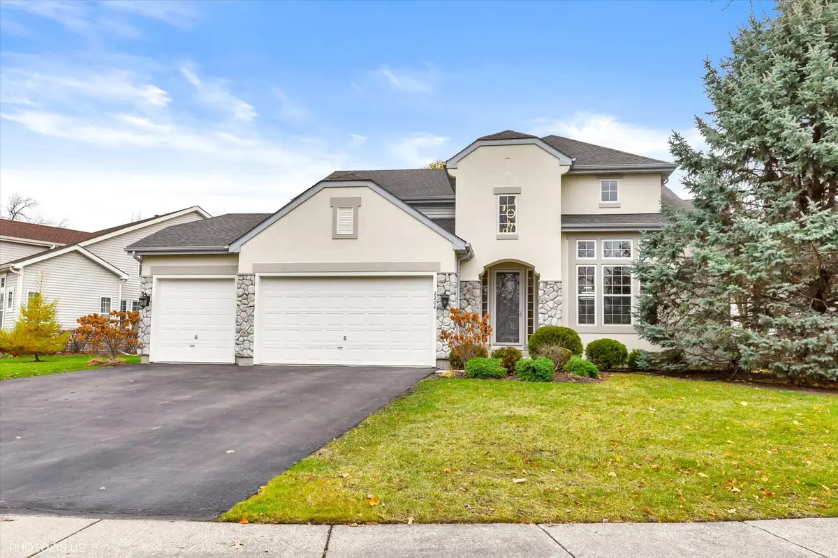 2204 Avalon Drive, Buffalo Grove, IL 60089 - Image #1