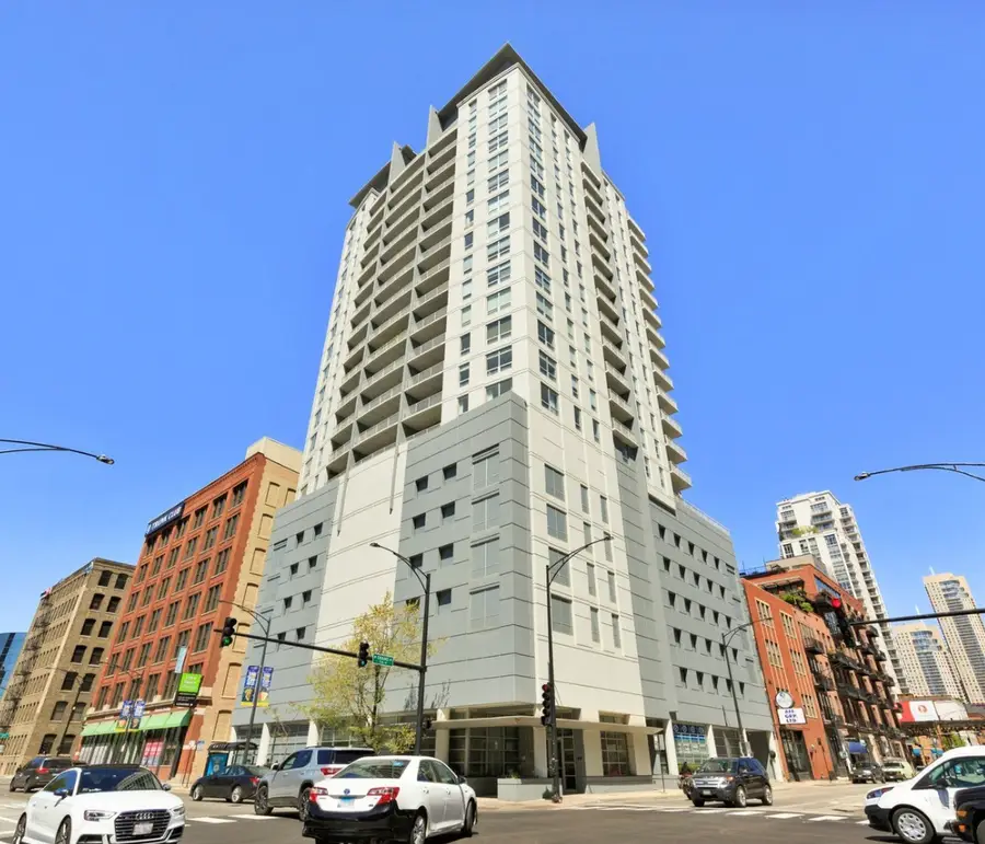 330 W Grand Avenue #P-8, Chicago, IL 60654 - Image #2