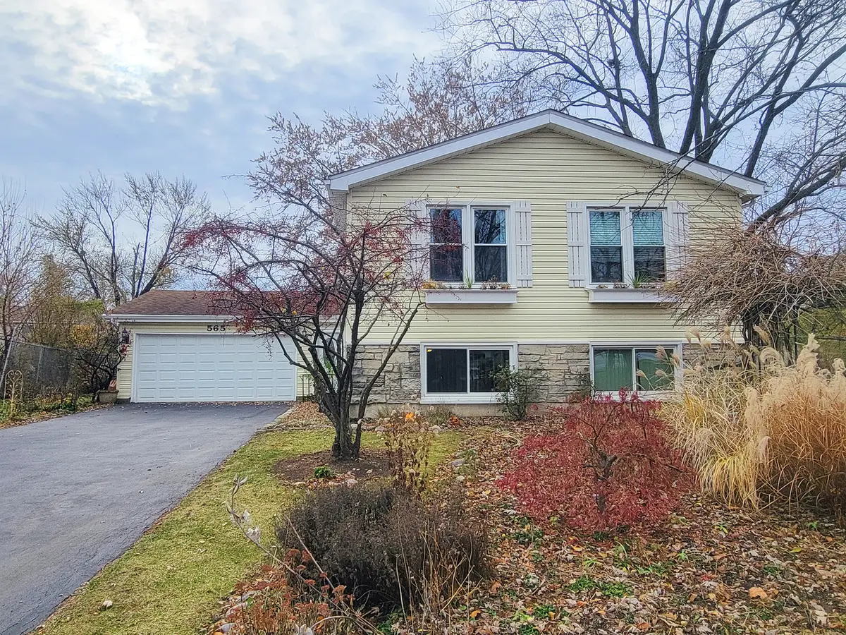 565 Emerson Circle, Bolingbrook, IL 60440 - Image #1