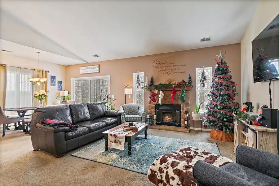 2813 Granite Court, Crystal Lake, IL 60012 - Image #2